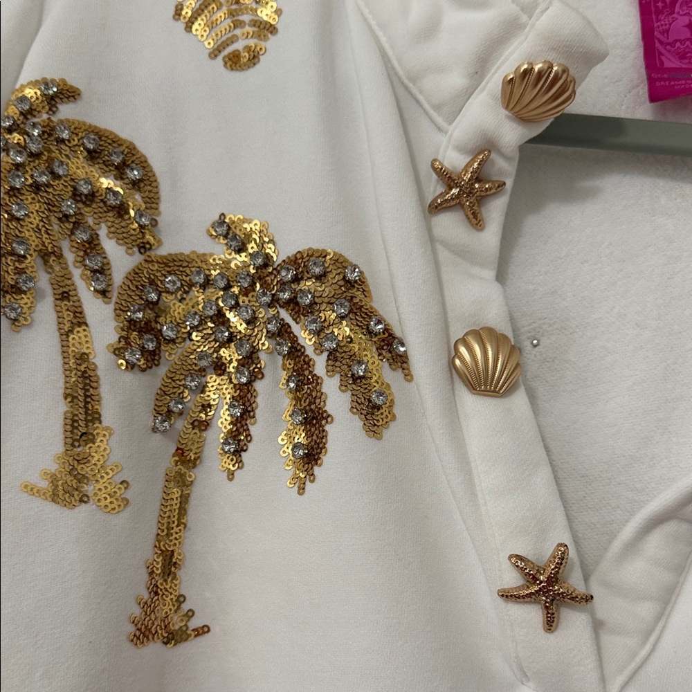 QUEEN OF SPARKLES White High-Waist Sequin Shell Shorts Set - Picture 3 of 6